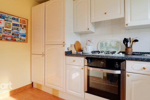 7 Wincote Close, Kenilworth, CV8 2QE