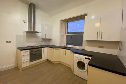 3 bedroom flat to rent, Dalkeith Road, Newington, Edinburgh, EH16