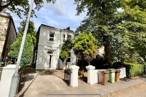 Houses to rent in Gibson Street, G12, Glasgow City