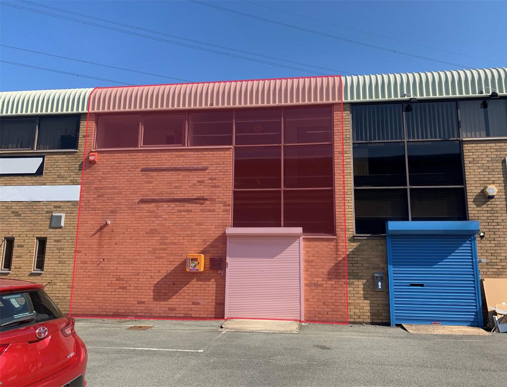 Kimpton Road, Sutton, SM3 Industrial unit to rent £3,125 pcm (£721 pw)