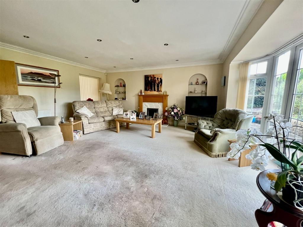Collingham, Millbeck Green, LS22 4 bed detached house for sale £695,950