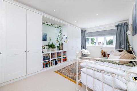 11 Hunter Road, London, SW20 8NZ