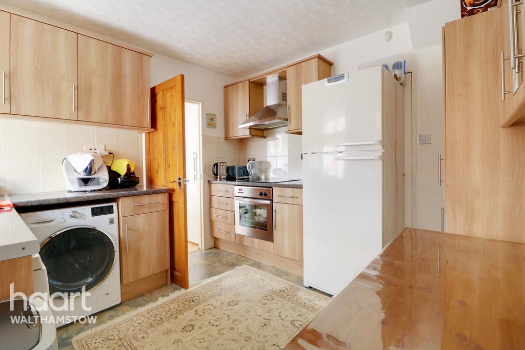 Millfield Avenue, London 3 bed terraced house for sale - £550,000