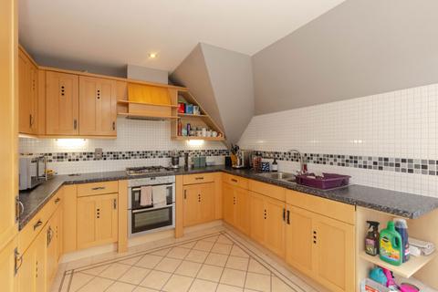 11/21 Powderhall Rigg, Edinburgh, EH7 4GG