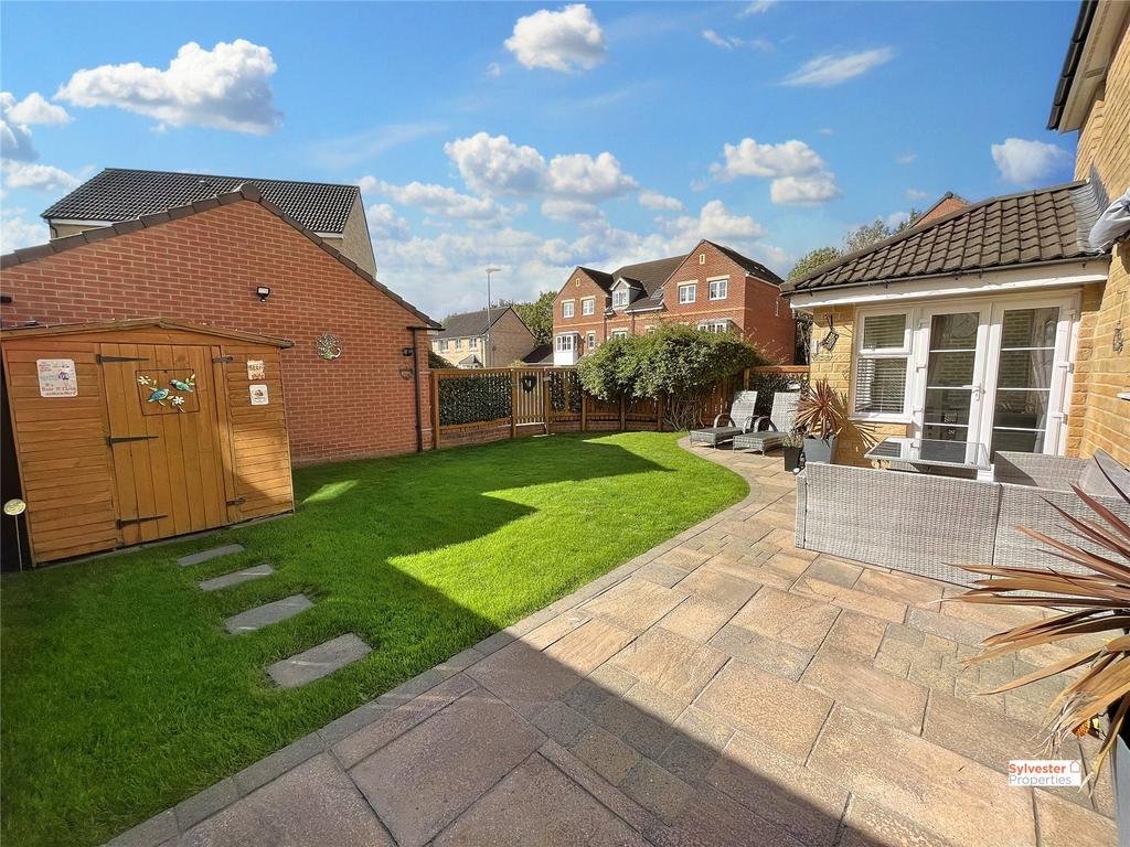 Orchard Grove, Shield Row, Stanley, DH9 3 bed detached house for sale