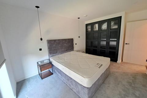 2 bedroom apartment to rent - 3 Merino Gardens London E1W