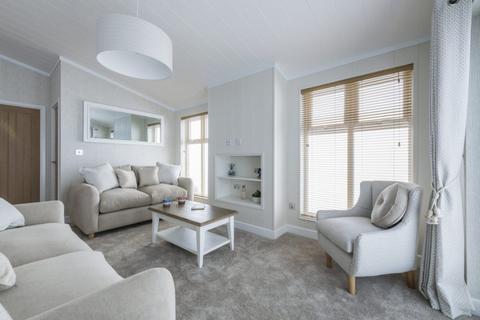 2 bedroom lodge for sale - Conwy Lodge Park