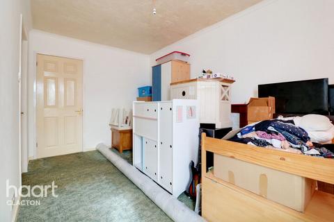 2 bedroom detached bungalow for sale, Meadow Way, Clacton-On-Sea
