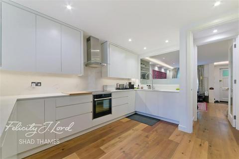 3 bedroom end of terrace house to rent - Shad Thames