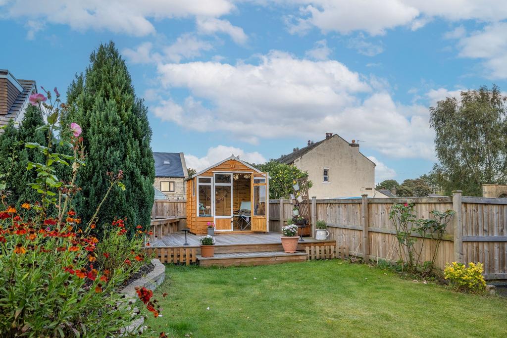 Front garden and summer house