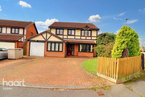 4 bedroom detached house for sale, Wilmslow Drive, Derby