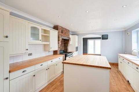 6 bedroom detached house for sale, Appletree Cottage, Grange Lane, York, YO26