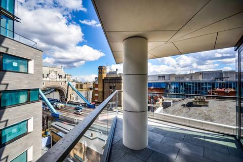 3 bedroom flat to rent - Duchess Walk, London Bridge, London, SE1