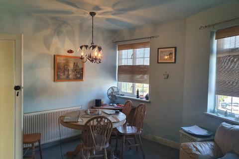 3 bedroom flat to rent, Kingsbury Road, Kingsbury, NW9