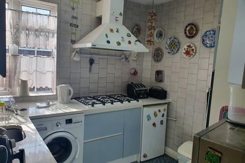 3 bedroom flat to rent, Kingsbury Road, Kingsbury, NW9