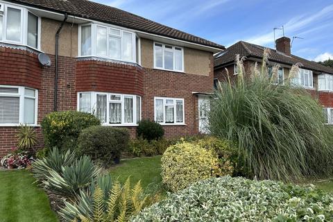 17 Pennylets Green, Stoke Poges, Slough, SL2 4BU