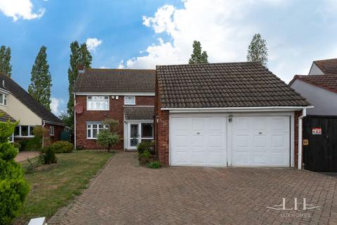 4 bedroom detached house for sale, Tyle Green, Emerson Park