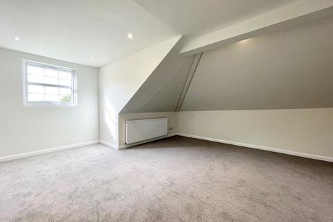 2 bedroom flat to rent - Bounds Green Road, London N22