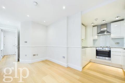 1 bedroom flat to rent, Fouberts Place, W1F