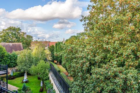 1 bedroom apartment for sale - Churchfield Road, Walton-On-Thames, KT12