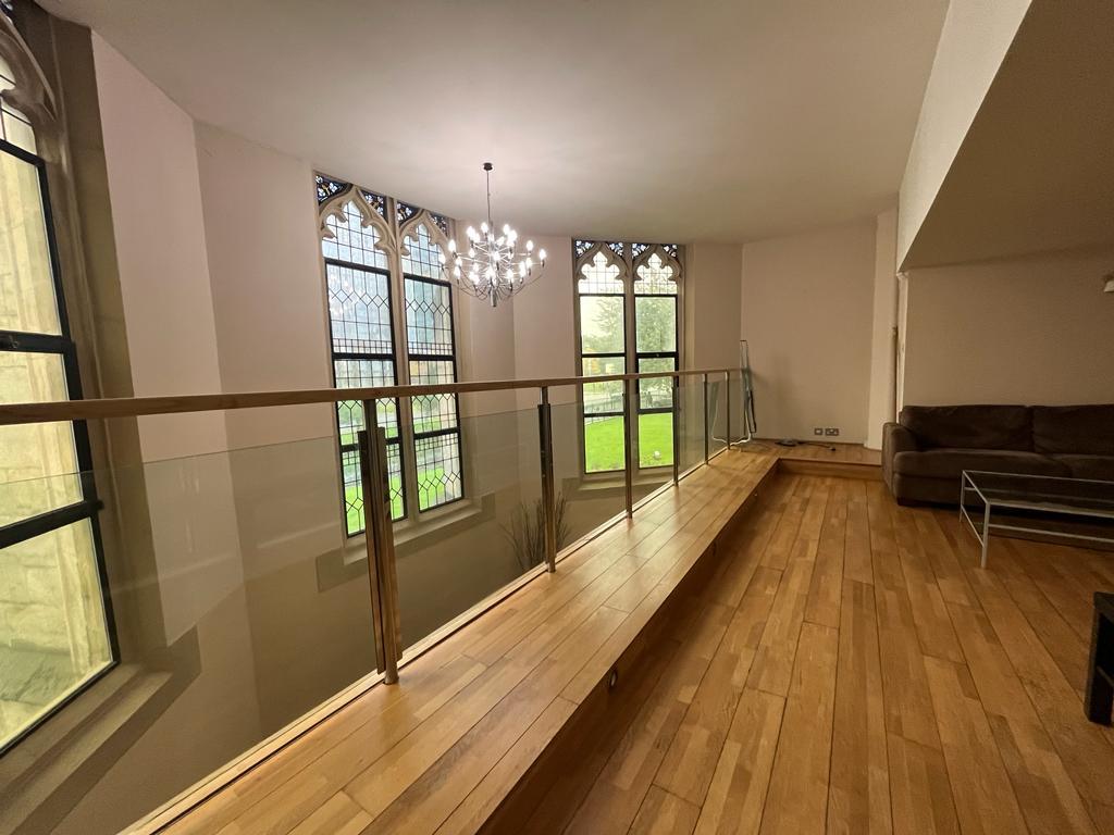 Mezzanine Lounge