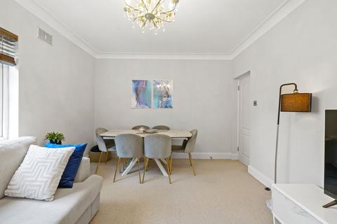 2 bedroom flat for sale, Herga Court, Sudbury Hill, Harrow HA1
