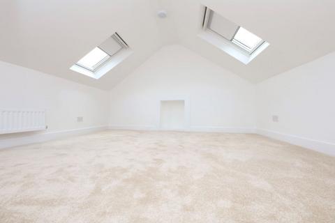67 Lindley Road, London, E10 6QT