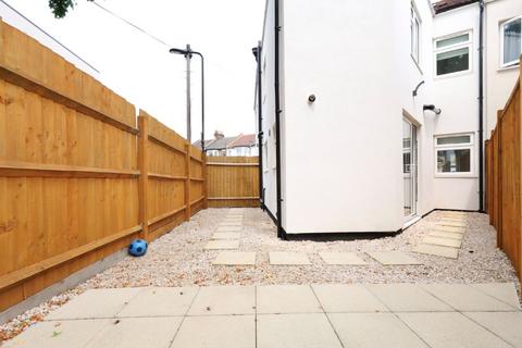67 Lindley Road, London, E10 6QT