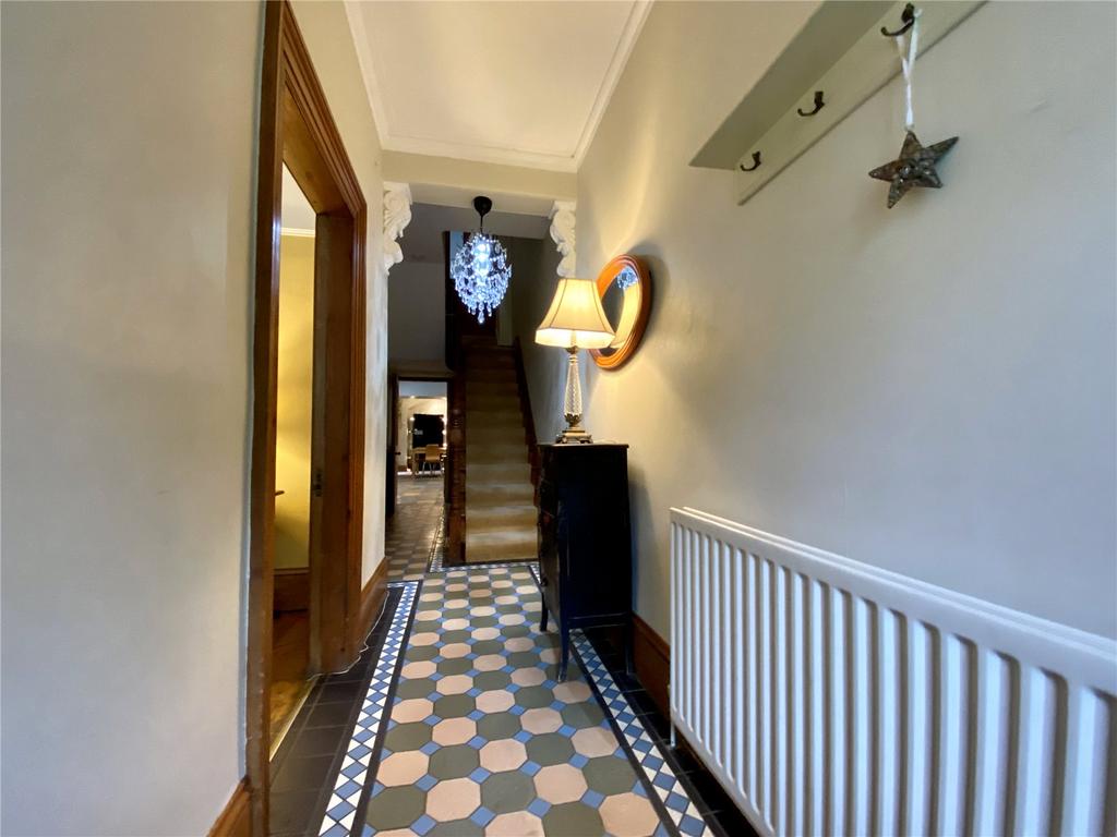 Hextol Terrace, Hexham, Northumberland, NE46 4 bed terraced house for