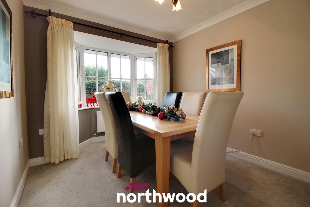 Bryson Close, Thorne, Doncaster, DN8 4 bed detached house £260,000