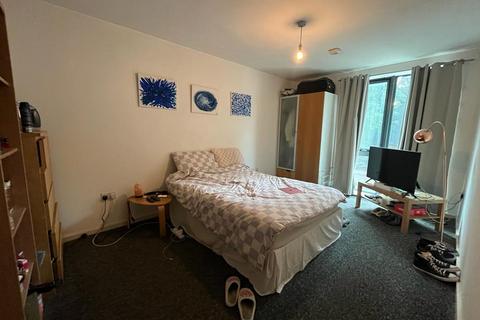 2 bedroom apartment for sale, City South, City Road East, Manchester, M15 4QE