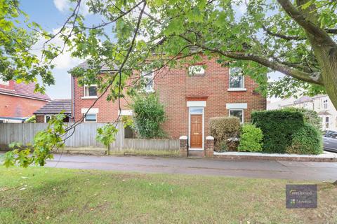 3 bedroom semi-detached house to rent, Magazine Road, Ashford, Ashford, TN24