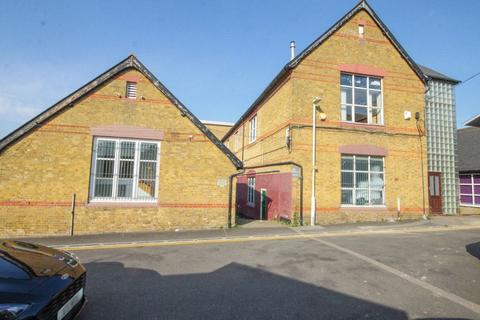 Office to rent - ISP School, Sittingbourne