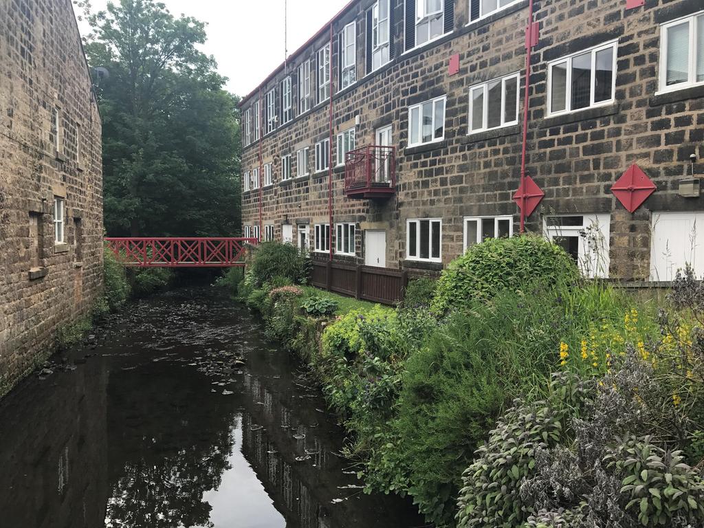 Mill Pond Grove, Meanwood, Leeds, LS6 1 bed flat £725 pcm (£167 pw)