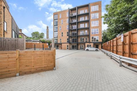 1 bedroom apartment to rent, 56A Kew Bridge Road, Brentford, TW8