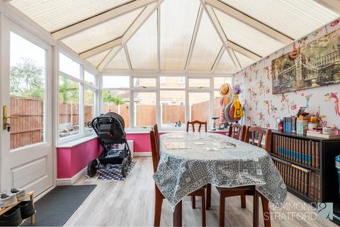 33 Lavender Close, Attleborough, NR17 2PZ