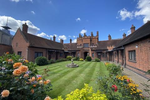 Studio to rent, KING'S LYNN QUEEN STREET - Almshouse for over 55's with KL connections