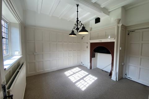 Studio to rent, KING'S LYNN QUEEN STREET - Almshouse for over 55's with KL connections