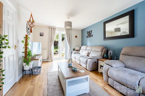 15 Camelia Close, Hethersett, Norwich, NR9 3FL