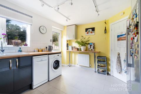 15 Camelia Close, Hethersett, Norwich, NR9 3FL