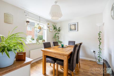 15 Camelia Close, Hethersett, Norwich, NR9 3FL