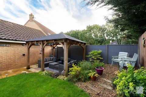 15 Camelia Close, Hethersett, Norwich, NR9 3FL