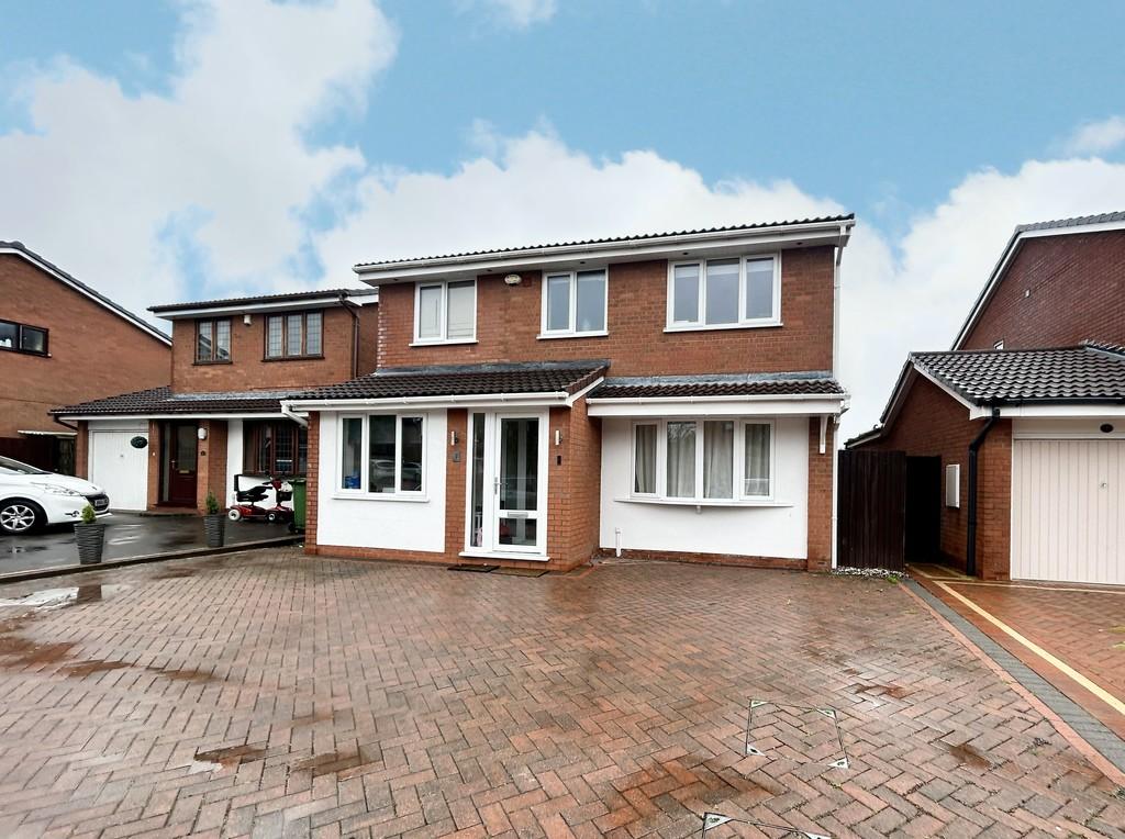 Oldberrow Close, Monkspath 4 bed detached house for sale £600,000