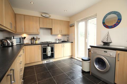 4 bedroom end of terrace house for sale - Stone Close, Harbour Reach