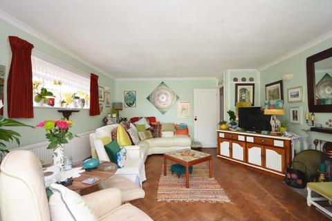 3 bedroom detached bungalow for sale - Kingsmead Road, Elmer, Bognor Regis