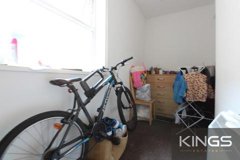 2 bedroom flat to rent, Terminus Terrace, Southampton