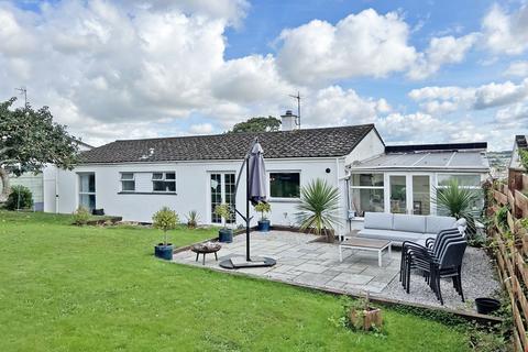 27 Treworder Road, Truro, TR1 2JZ