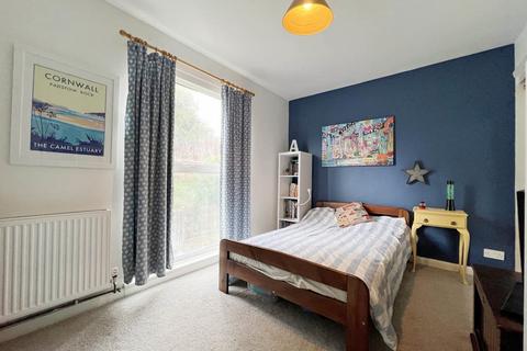 27 Treworder Road, Truro, TR1 2JZ