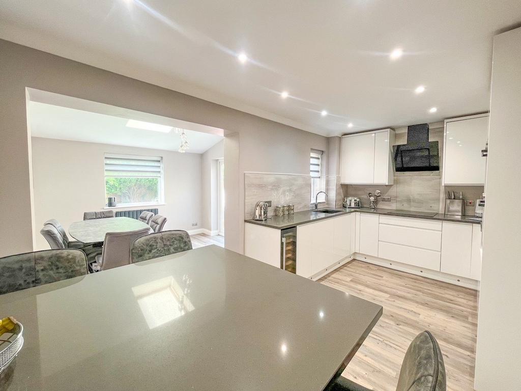 Kitchen/Breakfast