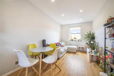 1 bedroom flat to rent, Thames Circle, London, 16 Thames Circle, Lond